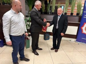 02b29650-e3b9-4fb6-b29a-67bb6d35f2b7