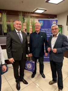 02b5f266-9fff-4c8b-8beb-efdedb98f21d