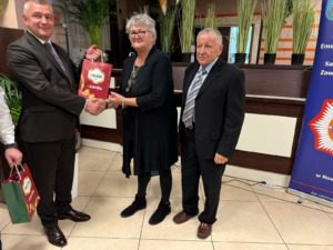 0a003685-2b1d-422e-b588-a1f6dcc4d0b7