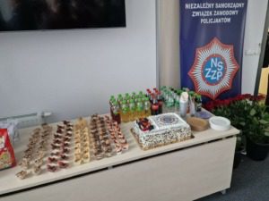 b44c6825-c1b0-4098-aec7-6e795837e963